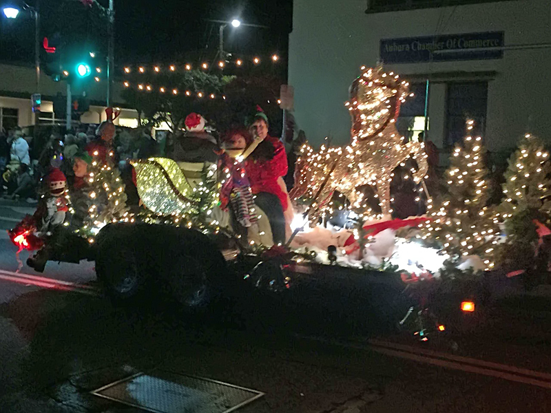 Festival of Lights Parade Auburn Assistance League of Greater Placer