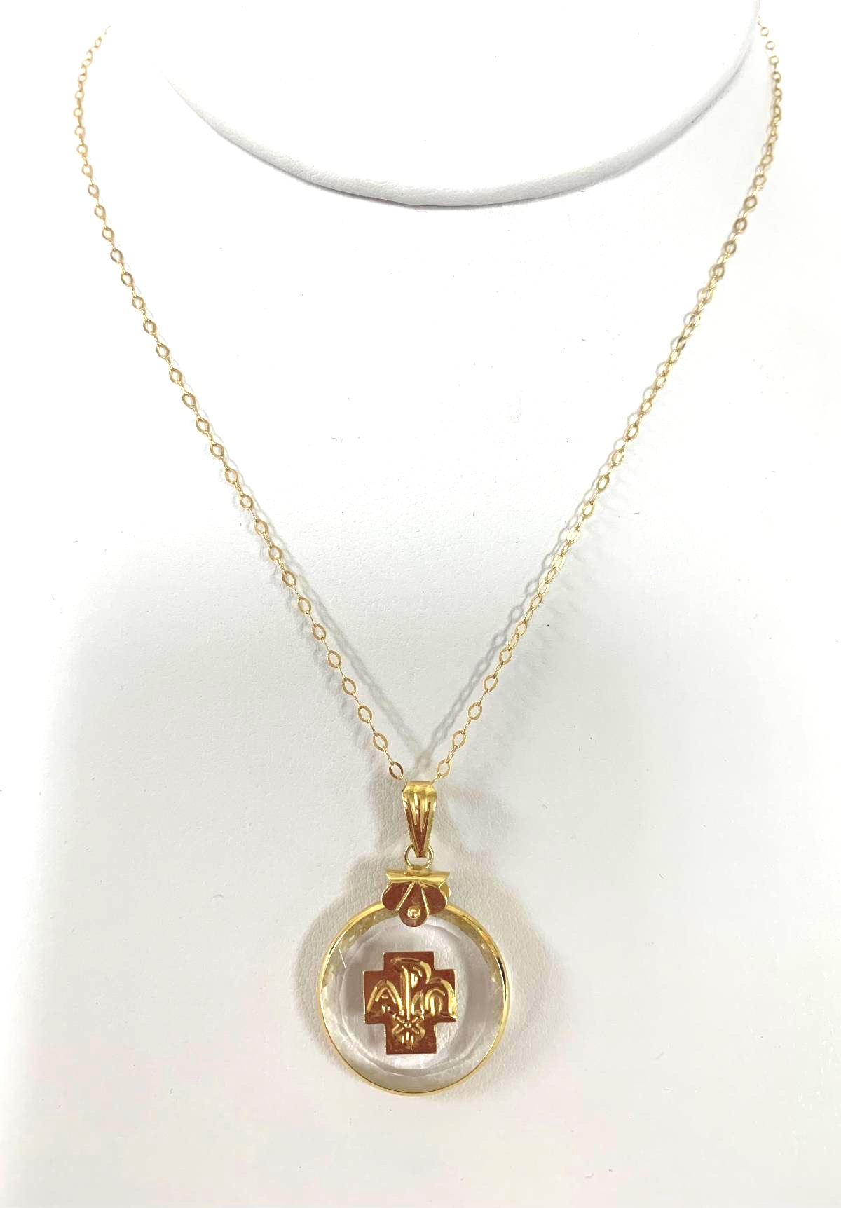 18k Gold Pendant & Chain from the Vatican